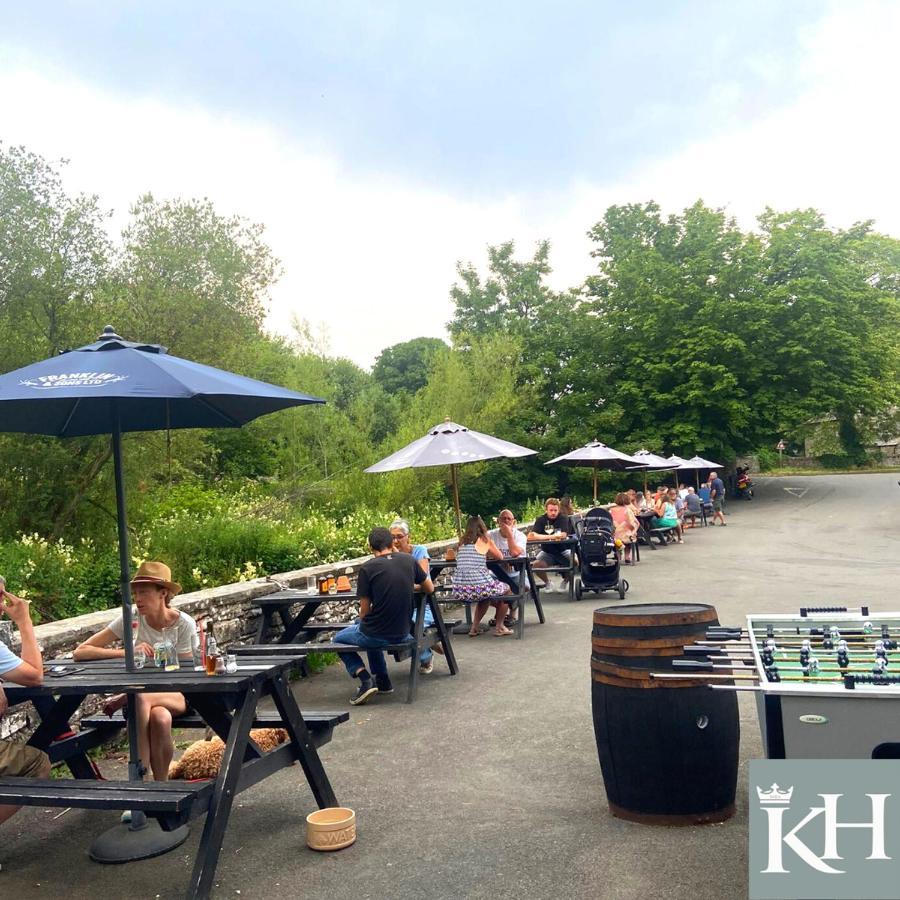 Kings Head - Riverside, 雷文斯通代尔 外观 照片